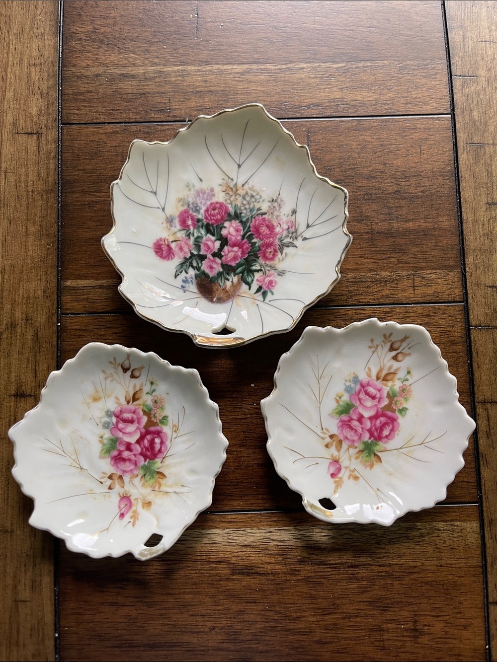 Porcelain Leaf-Shaped Dishes with Pink Rose Bouquet Design